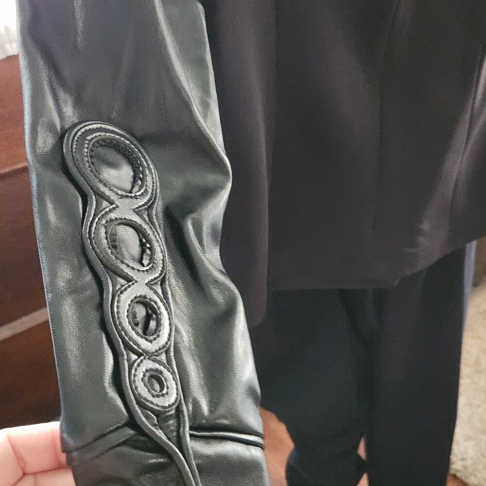 Sylvie Loki Marvel Women's M Cosplay Costume - Picture 8 of 16